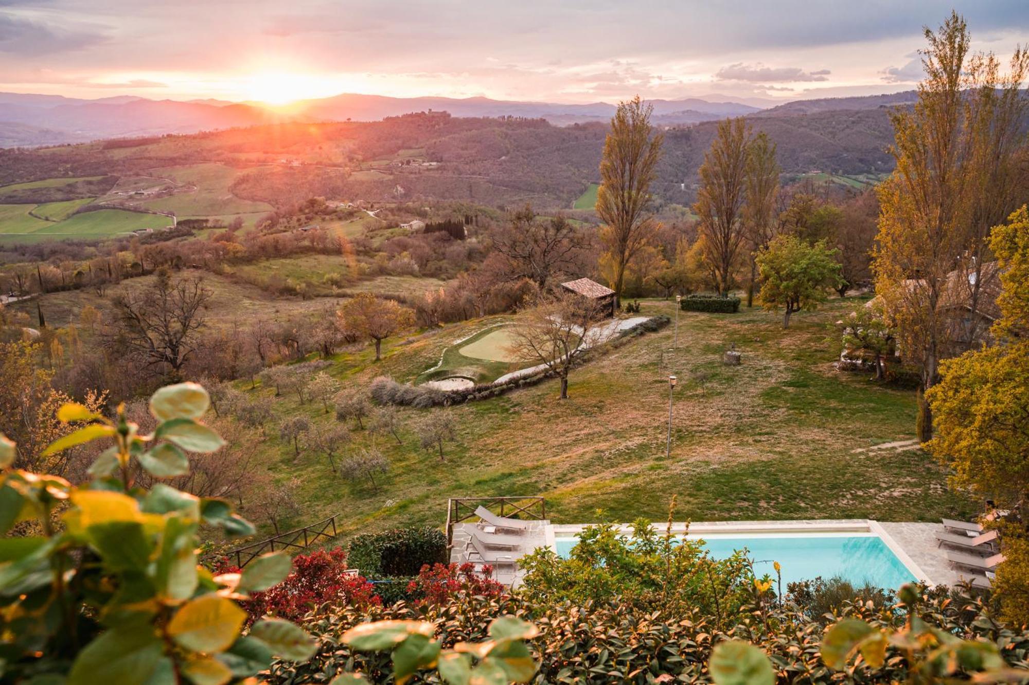 Nikis Resort Gubbio Zewnętrze zdjęcie